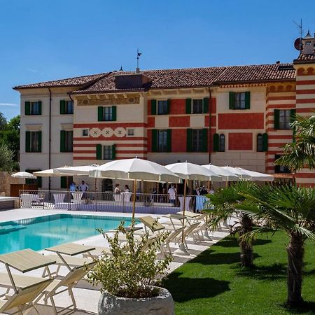 Boutique Hotel Villa Zoppi - Adults Only Colognola ai Colli Екстериор снимка